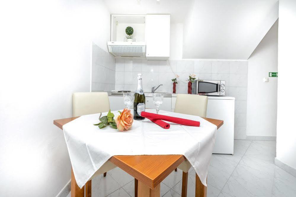 Apartments Minerva Dubrovnik Bagian luar foto